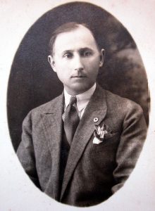 Лазар Велицки