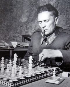 STRATEGIJA – Između bitaka s neprijateljem Tito je igrao šah